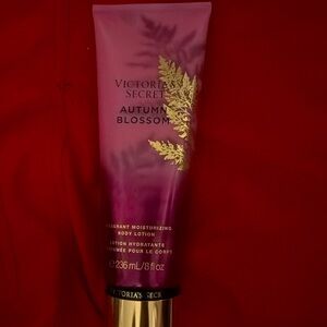 VS Autumn Blossom Body Lotion